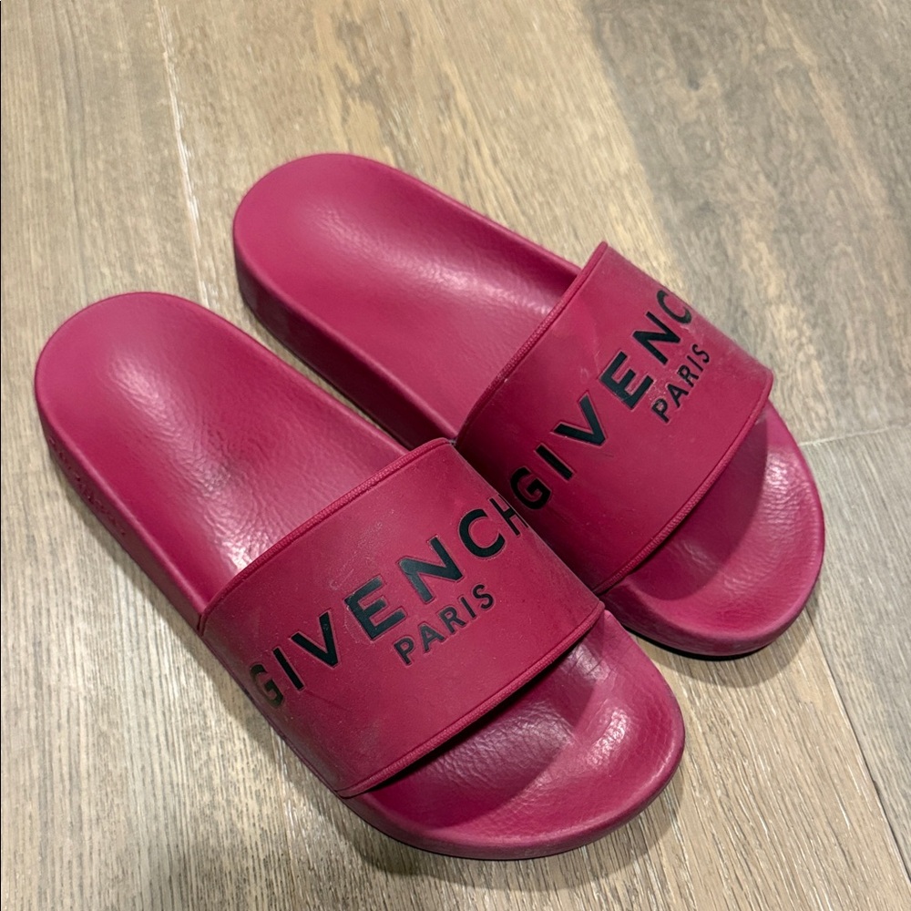 Givenchy women slide 
Size 40